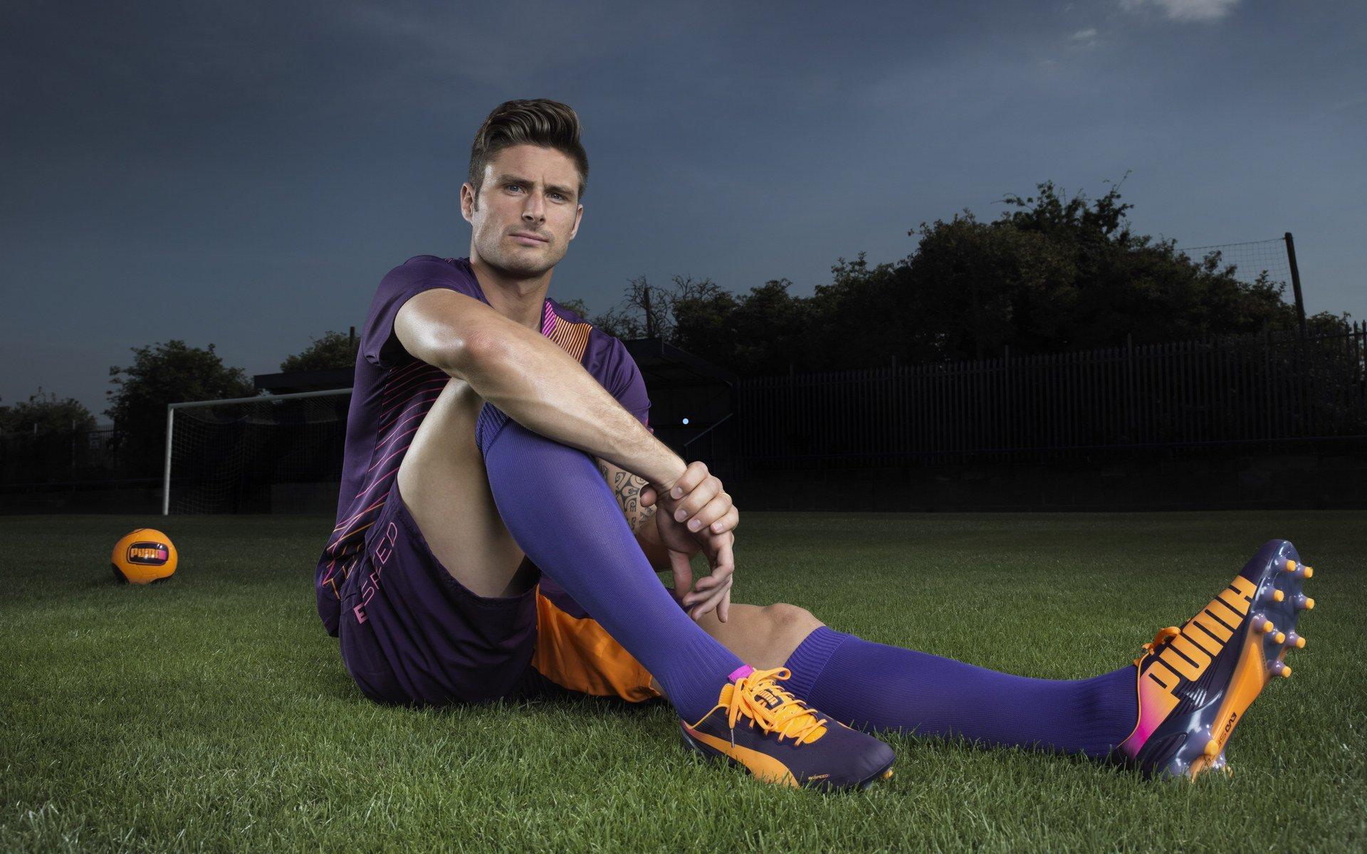 【中国体彩】枪手长期关注法鹰飞翼巴奥亚，状态波动令转会前景蒙尘